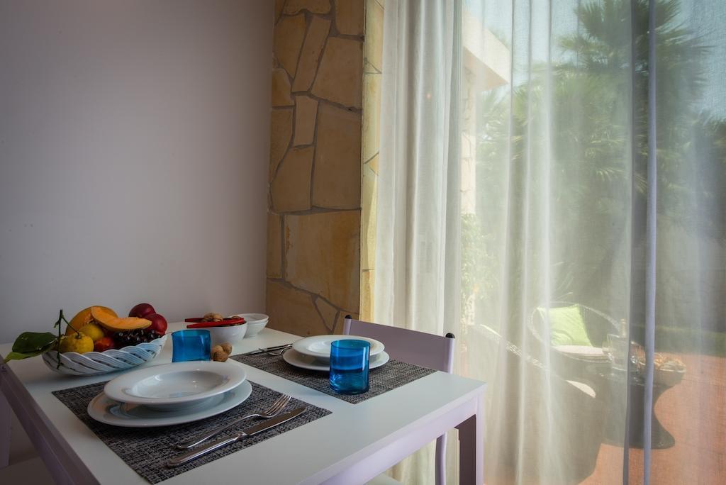Birkin Apartments Кальярі Екстер'єр фото